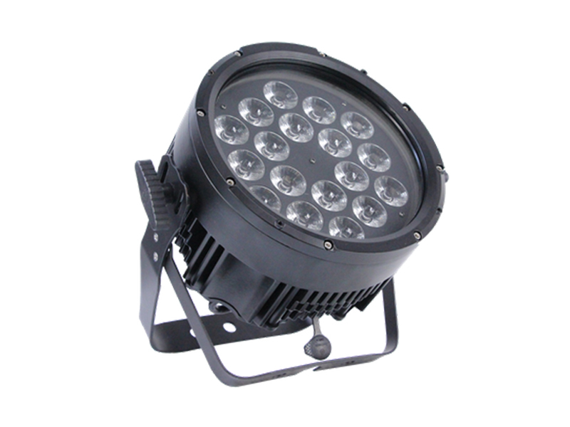 18pcs * 15W 5in1 LED ضوء الاسمية للماء