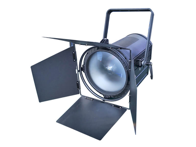 550W ثنائي اللون LED TV Studio Fresnel Spotlight