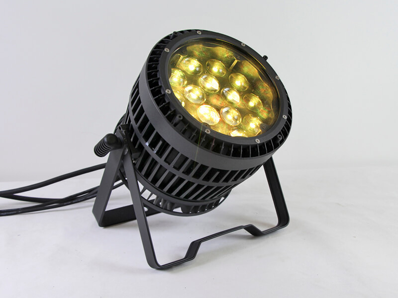 15pcs 15W RGBW 4in1 LED في الهواء الطلق زووم ضوء Par