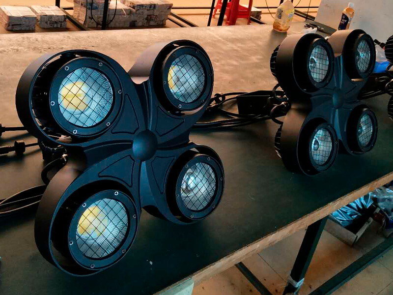 400W في الهواء الطلق LED ضوء الجمهور بليندر